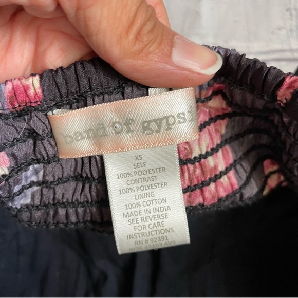 Band of Gypsies Black Pink & Grey Floral Print Mini Dress - Picture 4 of 6